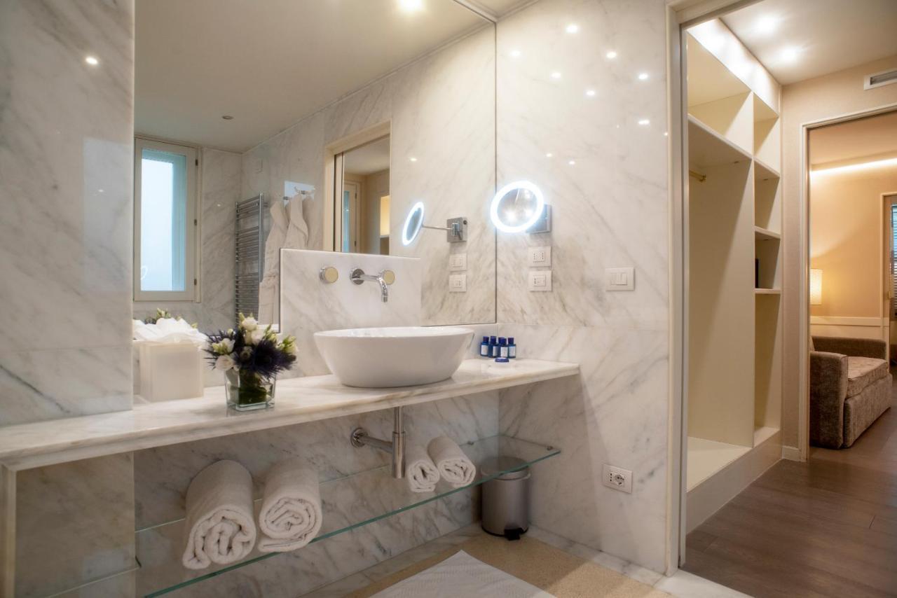 Ponte Vecchio Suites & Spa Florence Exterior photo