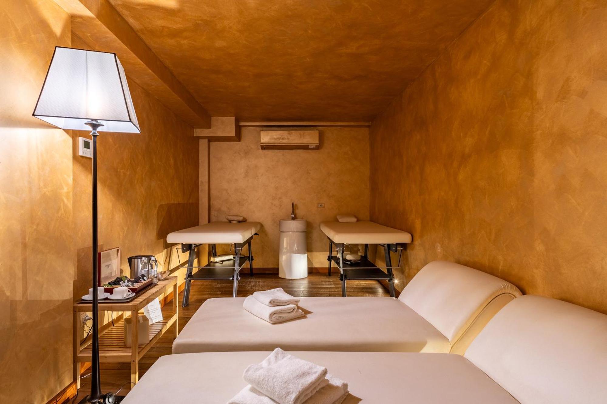 Ponte Vecchio Suites & Spa Florence Exterior photo