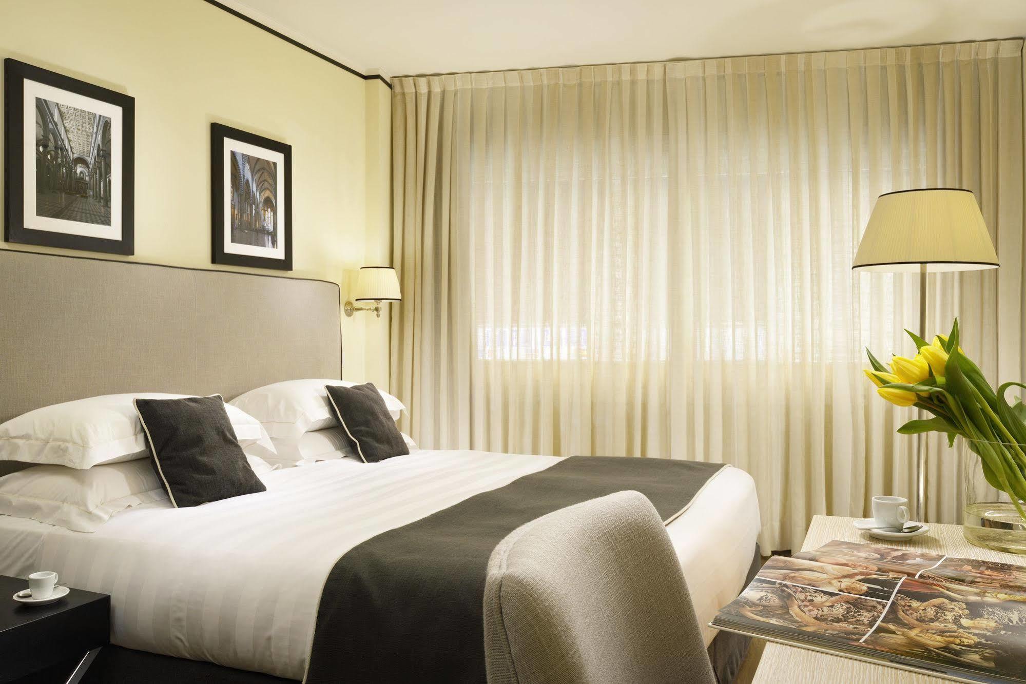 Ponte Vecchio Suites & Spa Florence Exterior photo