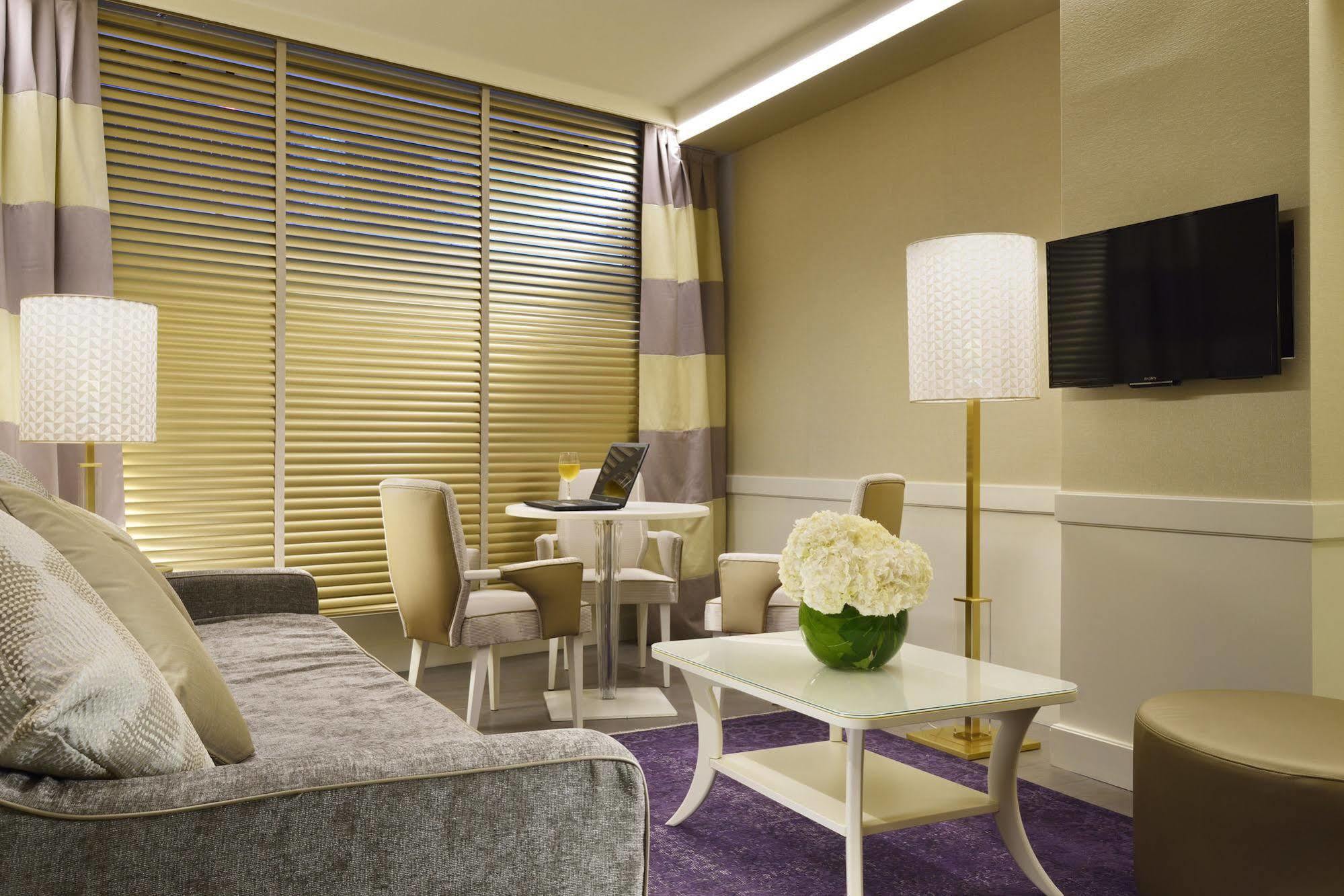Ponte Vecchio Suites & Spa Florence Exterior photo